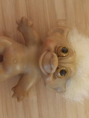 Retro vintage 60s troll doll amber eyes 3"